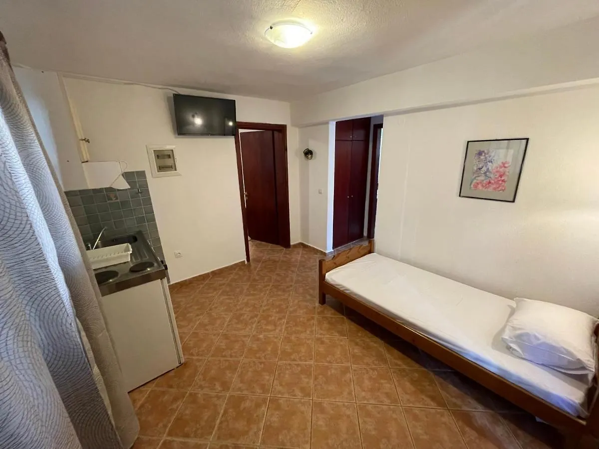 Galazia Akti Seaside Apartments Nikiti  Pensiune