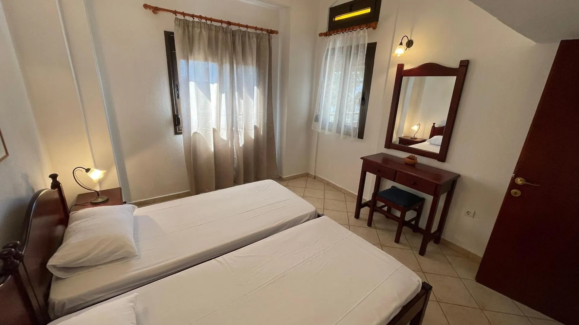 Pensiune Galazia Akti Seaside Apartments Nikiti  Grecia